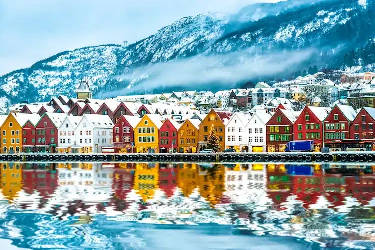 A Comprehensive Guide To Norway's Top 10 Tourist Attractions